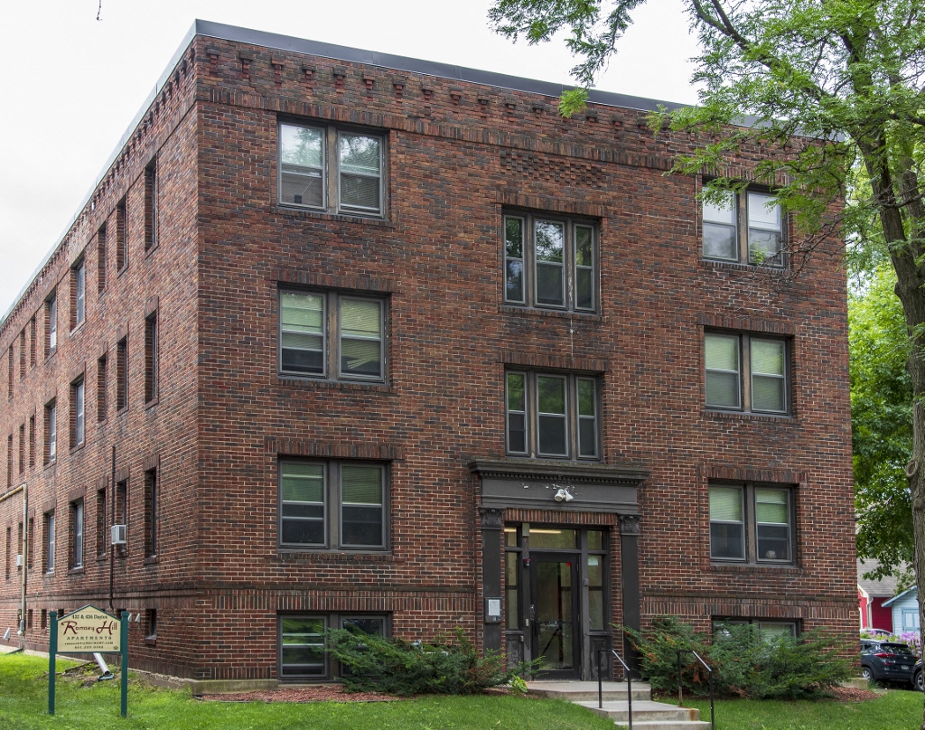 Photos and Video of Ramsey Hill Apartments in Saint Paul, MN